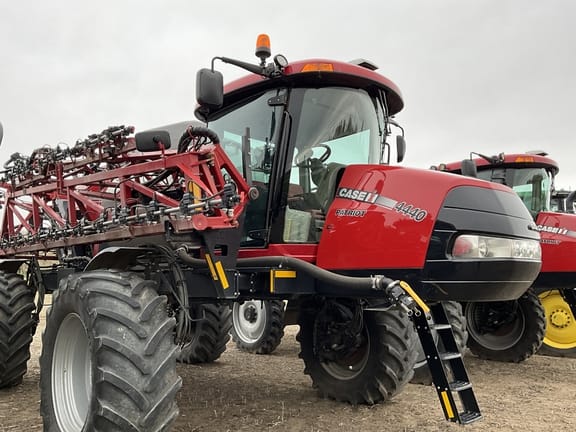 Main image Case IH Patriot 4440