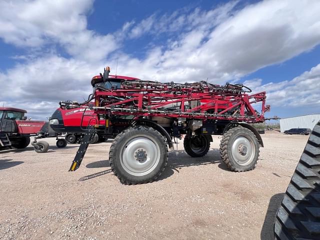 Image of Case IH Patriot 4440 equipment image 4