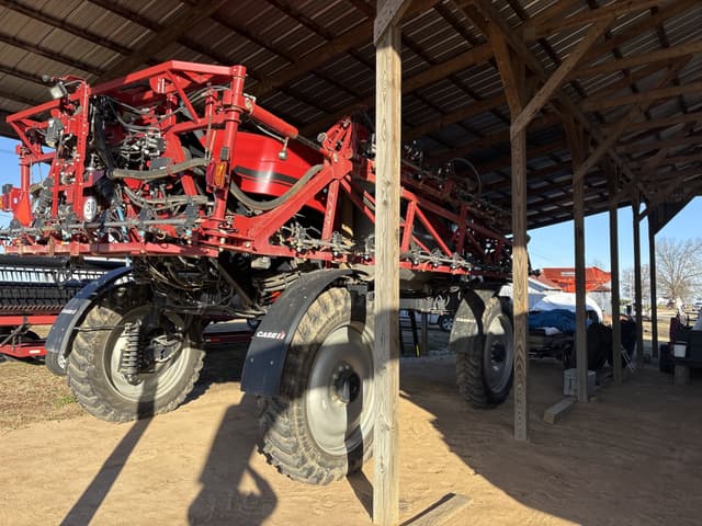 Image of Case IH Patriot 4440 equipment image 2