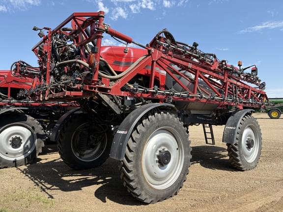Image of Case IH Patriot 4440 equipment image 4
