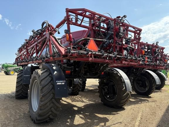 Image of Case IH Patriot 4440 equipment image 3