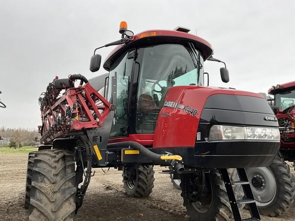 Image of Case IH Patriot 4440 equipment image 4