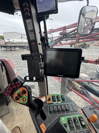Image of Case IH Patriot 4440 equipment image 3