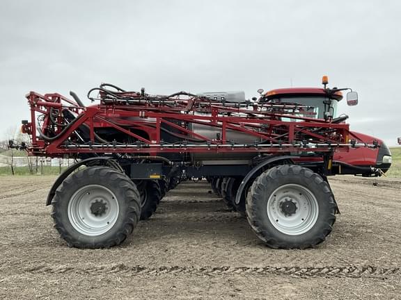 Image of Case IH Patriot 4440 equipment image 4
