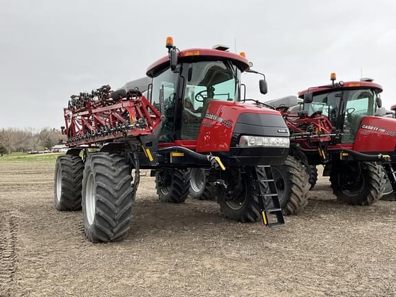 Image of Case IH Patriot 4440 equipment image 3