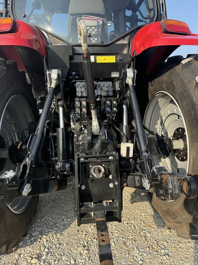 Image of Case IH Puma 185 equipment image 3