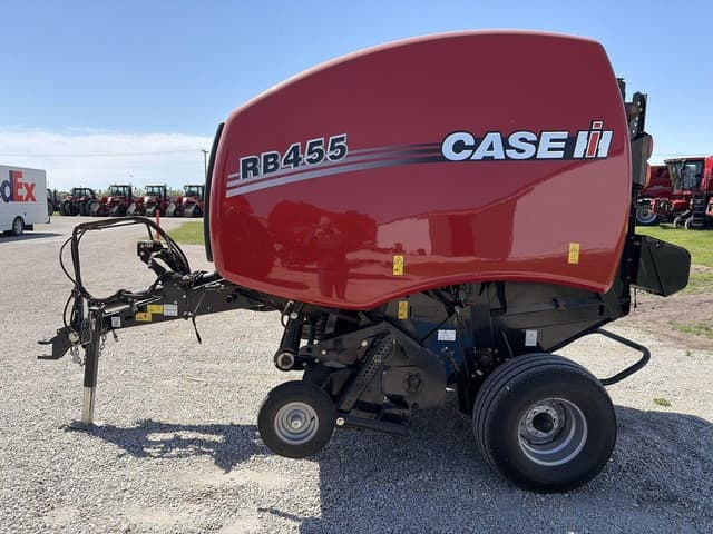Image of Case IH RB455 equipment image 4