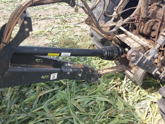 Image of Case IH RB565 equipment image 4