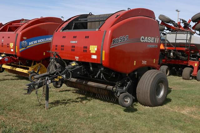 Image of Case IH RB565 equipment image 1