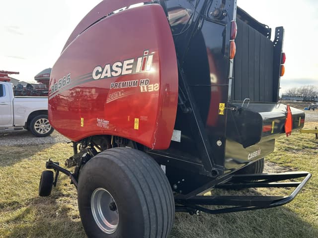 Image of Case IH RB565 Premium HD equipment image 2