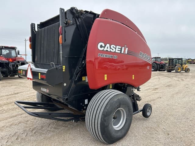 Image of Case IH RB565 equipment image 1