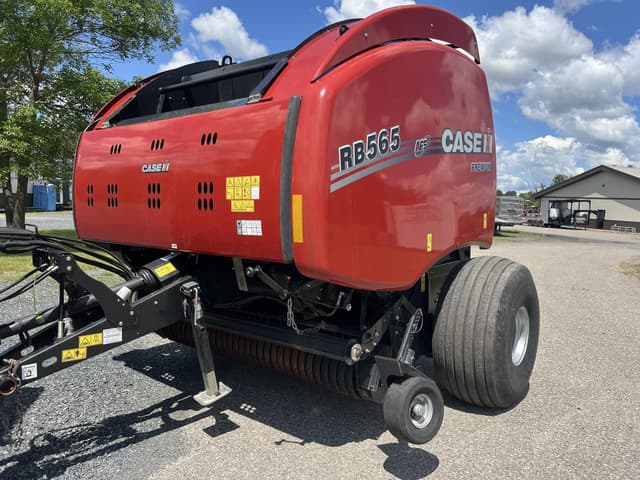 Image of Case IH RB565 equipment image 1