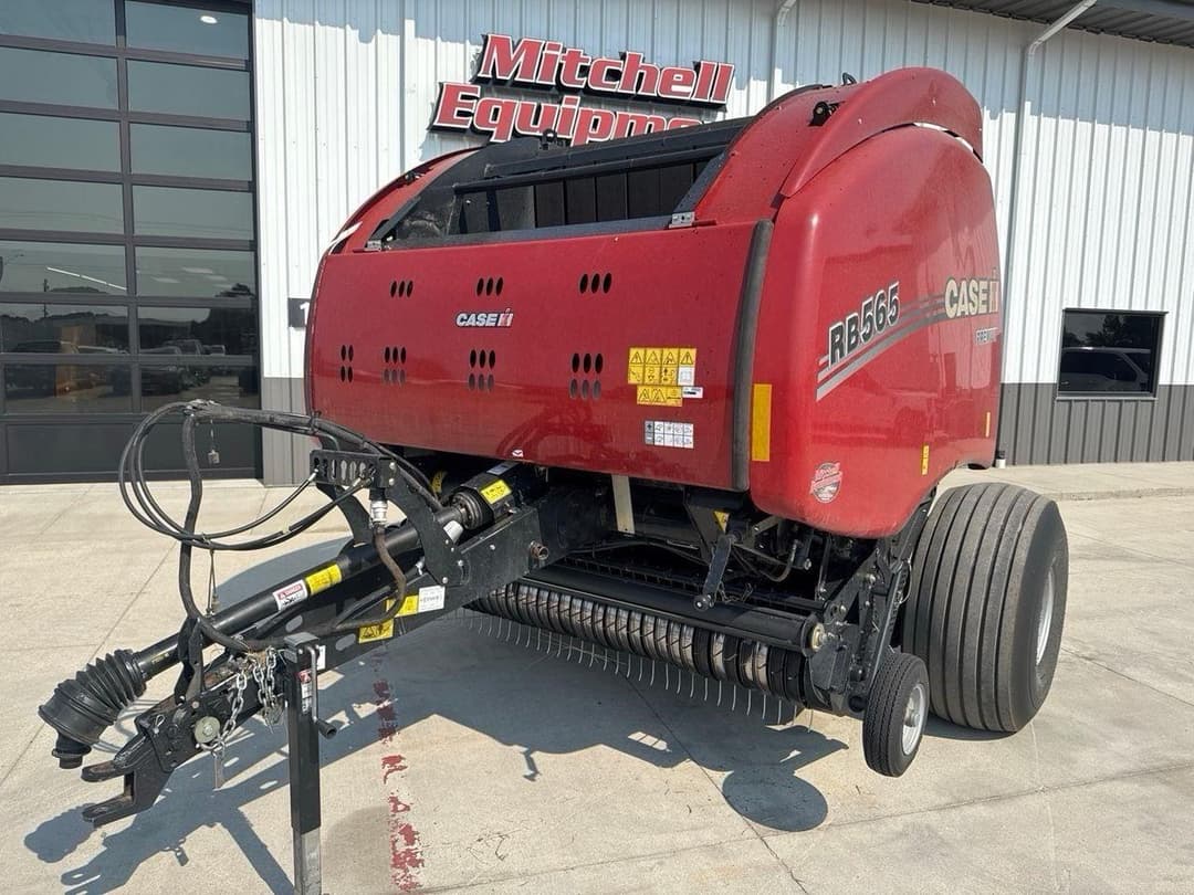 Image of Case IH RB565 Premium Primary image