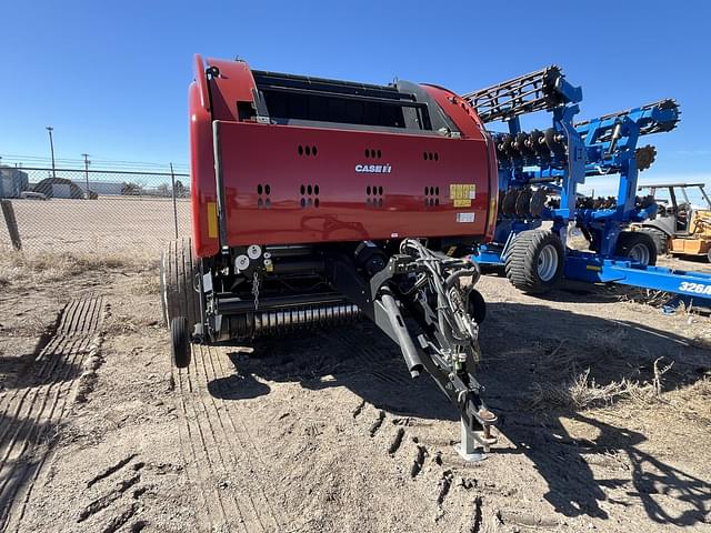 Image of Case IH RB565 Premium equipment image 2