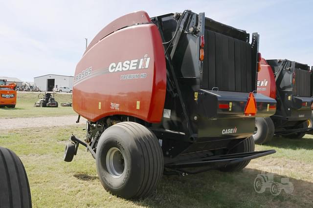 Image of Case IH RB565 Premium HD equipment image 4