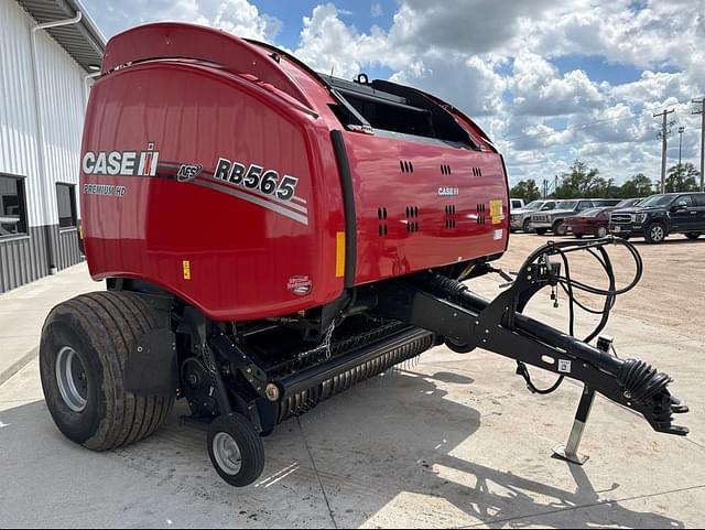 Image of Case IH RB565 Premium HD equipment image 2