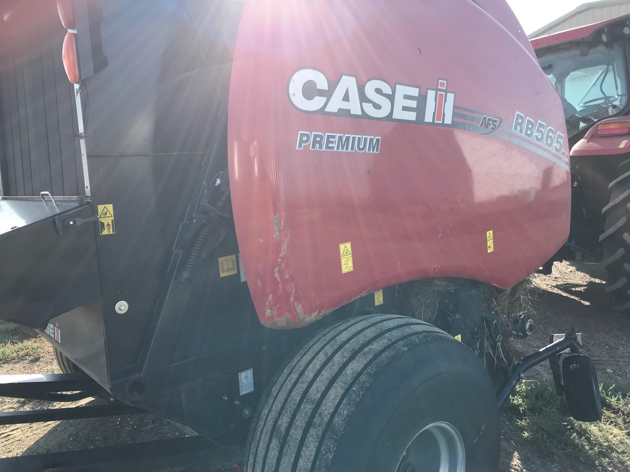 Main image Case IH RB565