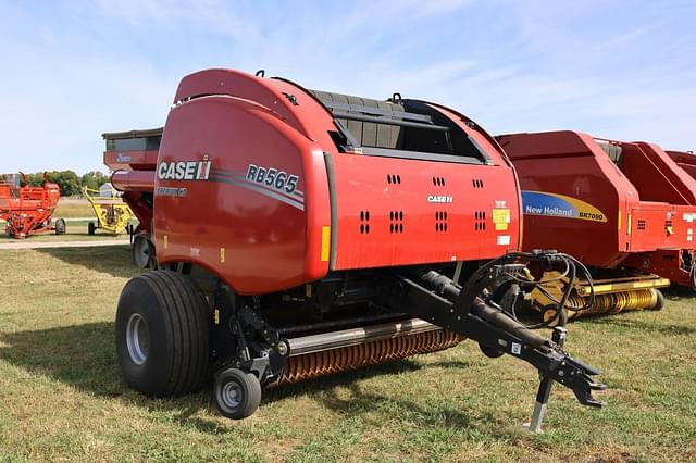 Image of Case IH RB565 Premium HD equipment image 4