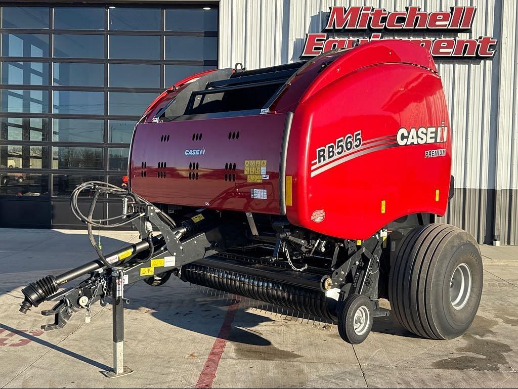 Image of Case IH RB565 Premium Primary image