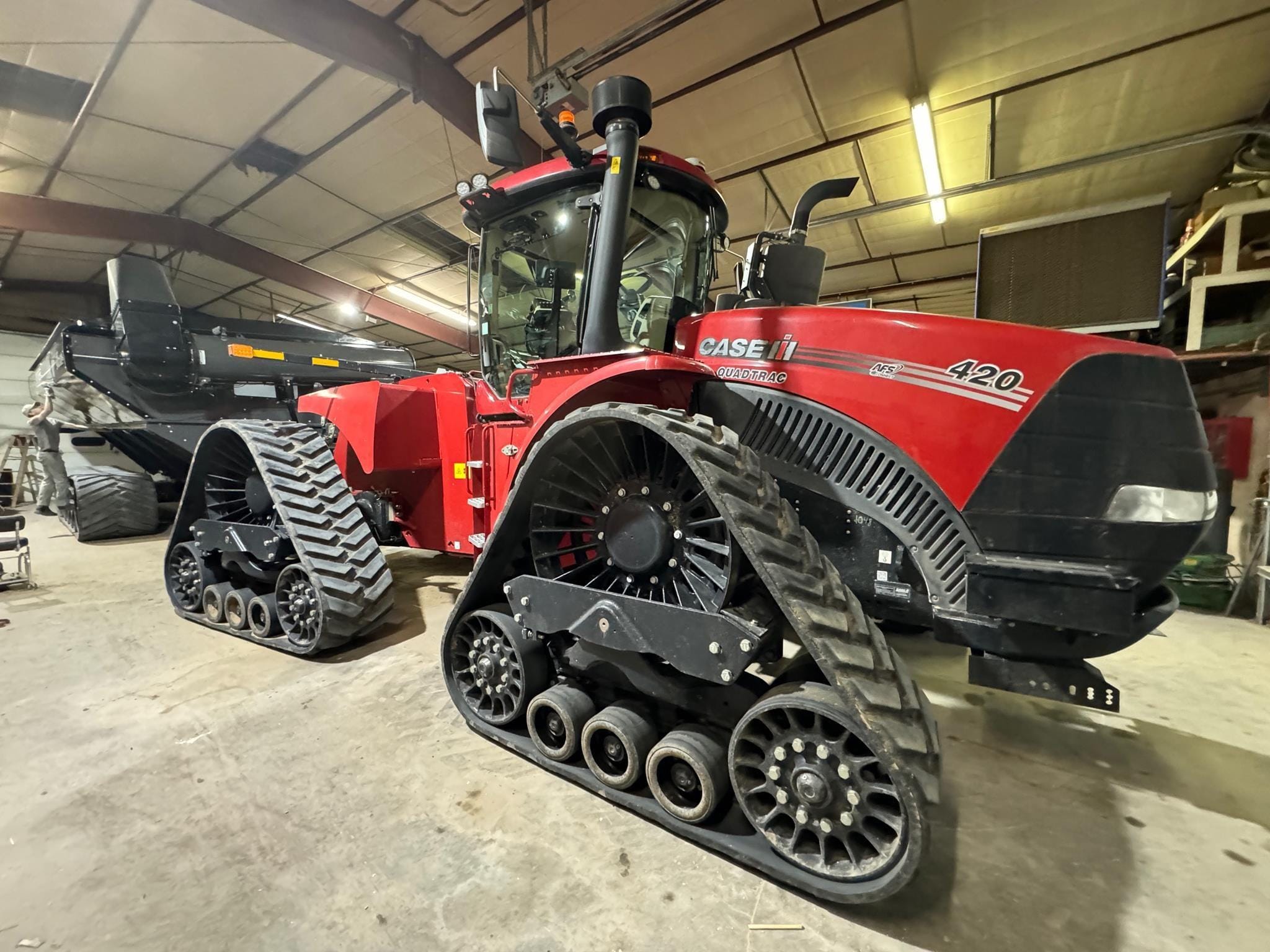 2021 Case IH Steiger 420 Rowtrac Equipment Image0