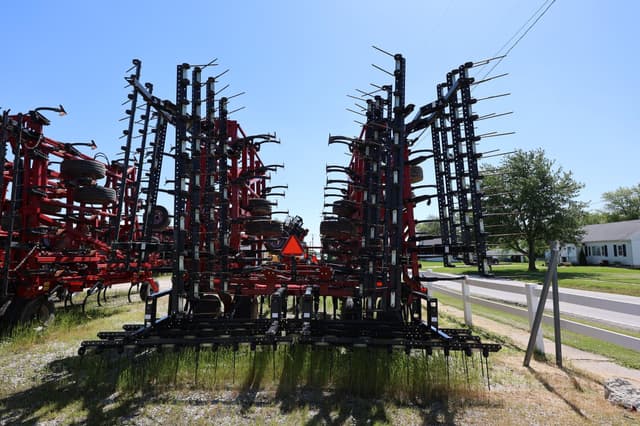 Image of Case IH Tigermate 255 equipment image 4