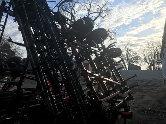 Image of Case IH Tigermate 255 equipment image 2