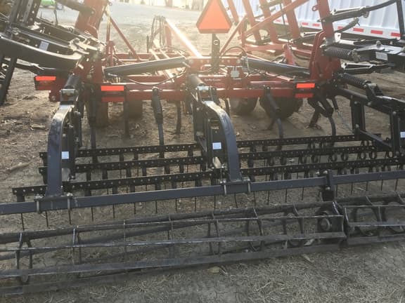 Image of Case IH Tigermate 255 equipment image 4