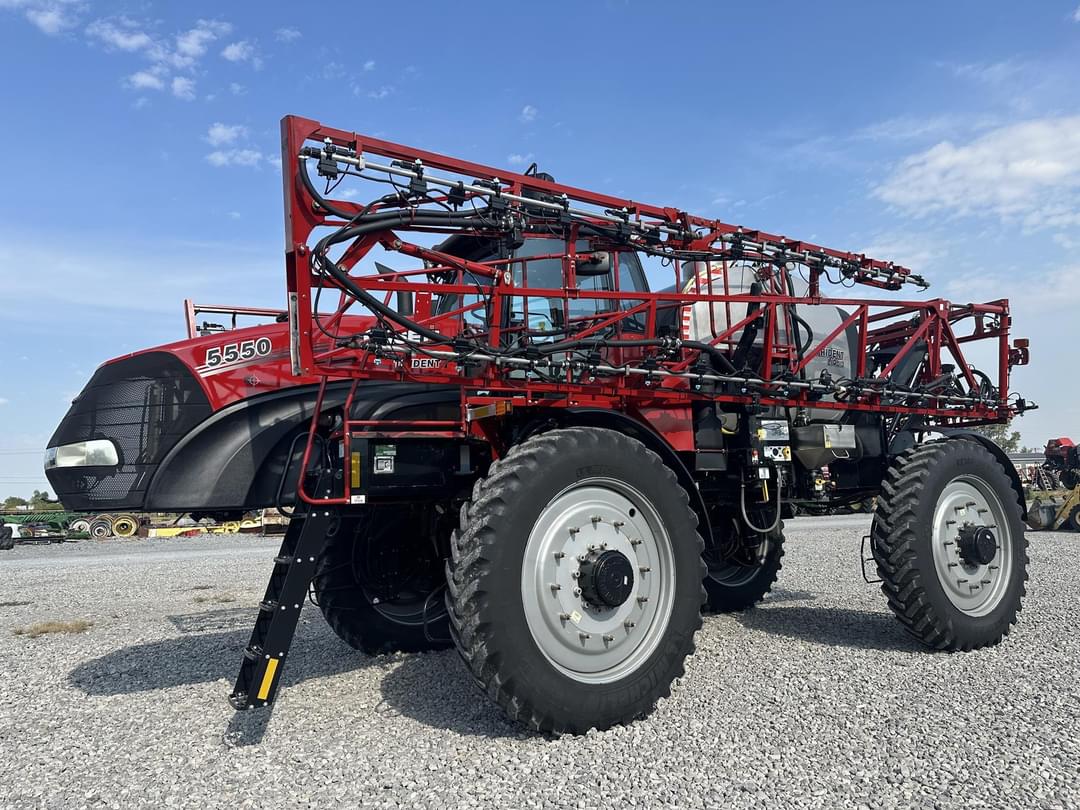 Image of Case IH 5550 Trident Primary image