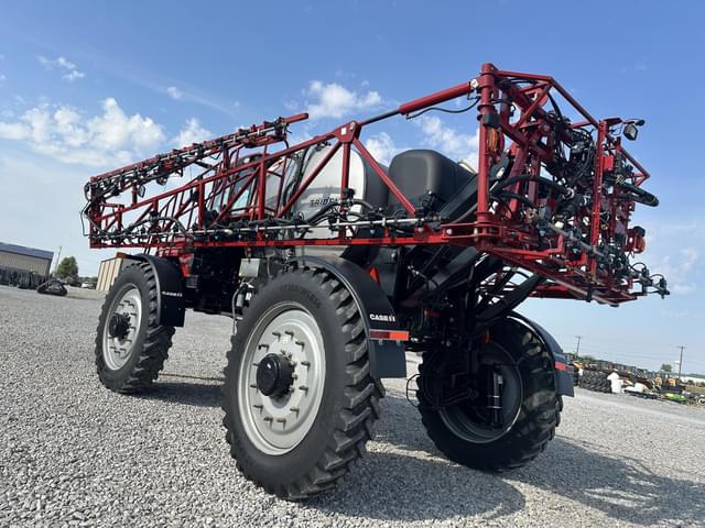 Image of Case IH 5550 Trident equipment image 4