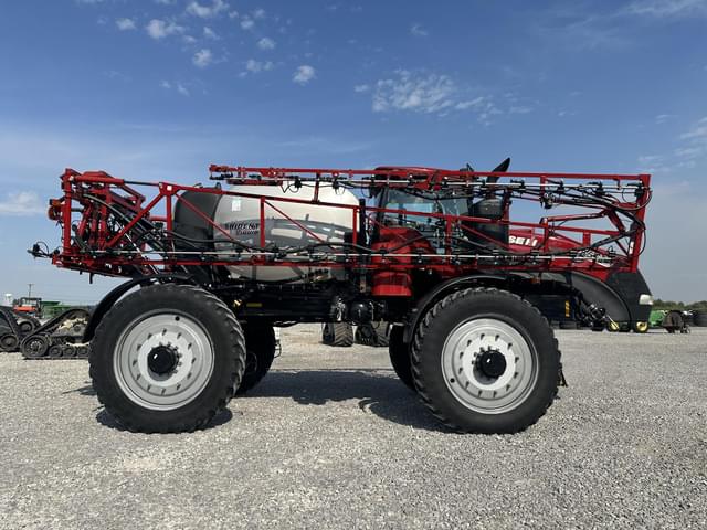 Image of Case IH 5550 Trident equipment image 3