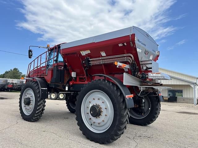 Image of Case IH 5550 Trident equipment image 2