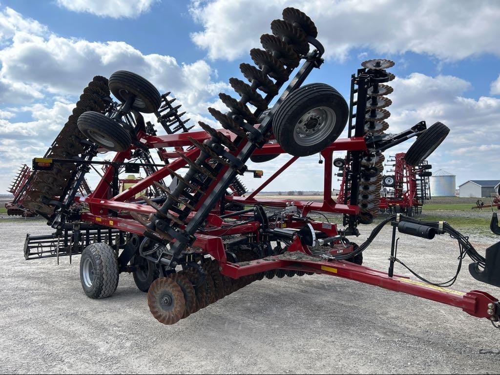 2021 Case IH 335VT Equipment Image0