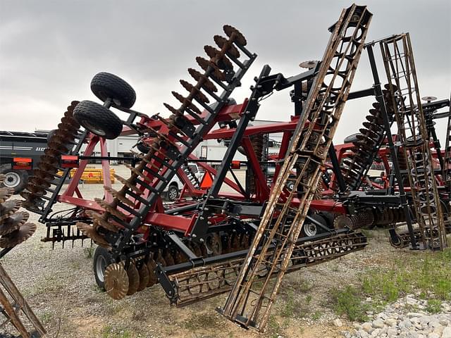 Image of Case IH 335VT equipment image 3