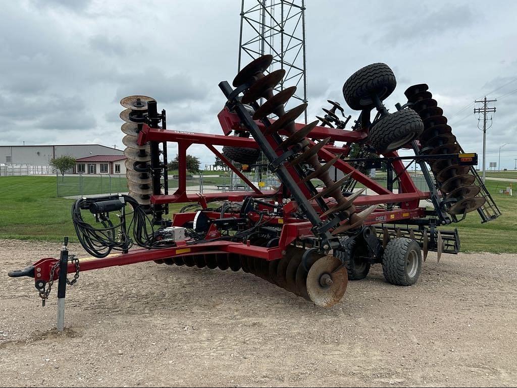 Image of Case IH 375 Primary image