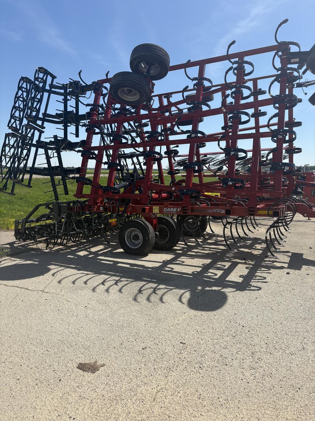 Image of Case IH Vibra-Tine 265 Image 1