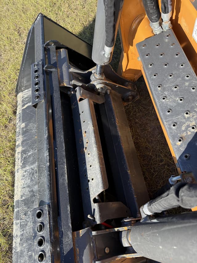 Image of Case SV280B equipment image 3