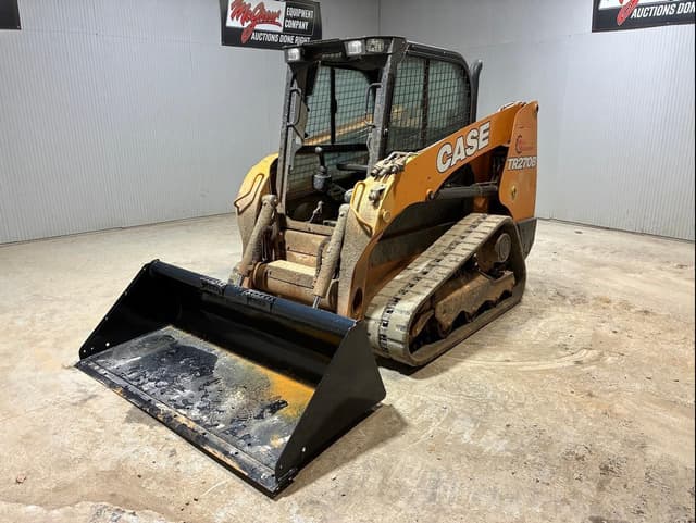 Image of Case TR270B equipment image 1