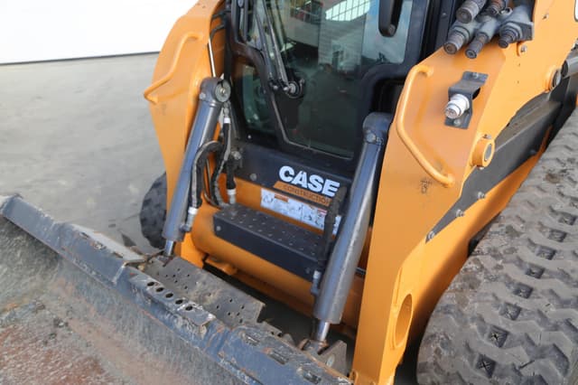 Image of Case TR310B equipment image 3