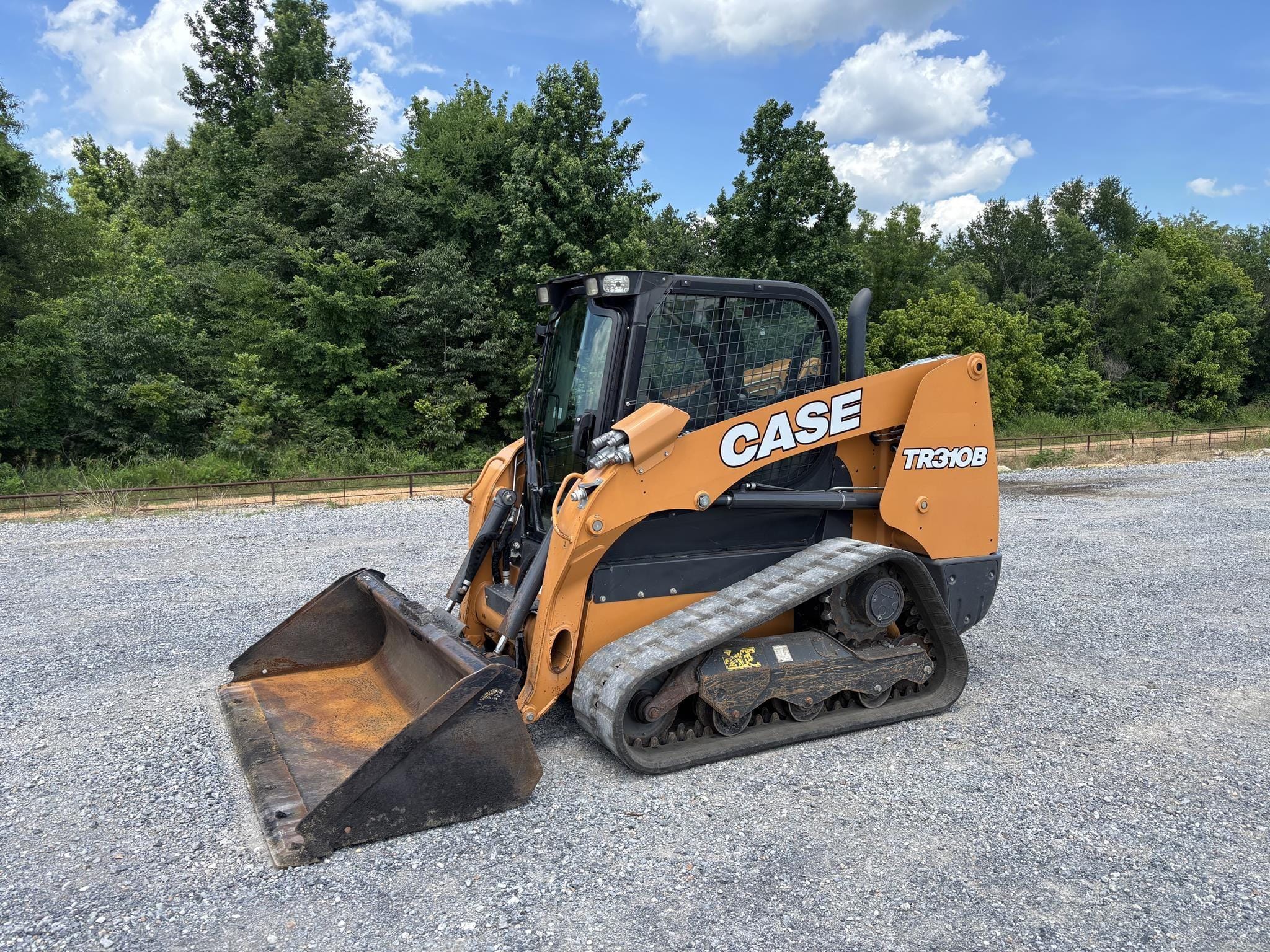 2021 Case TR310B Equipment Image0