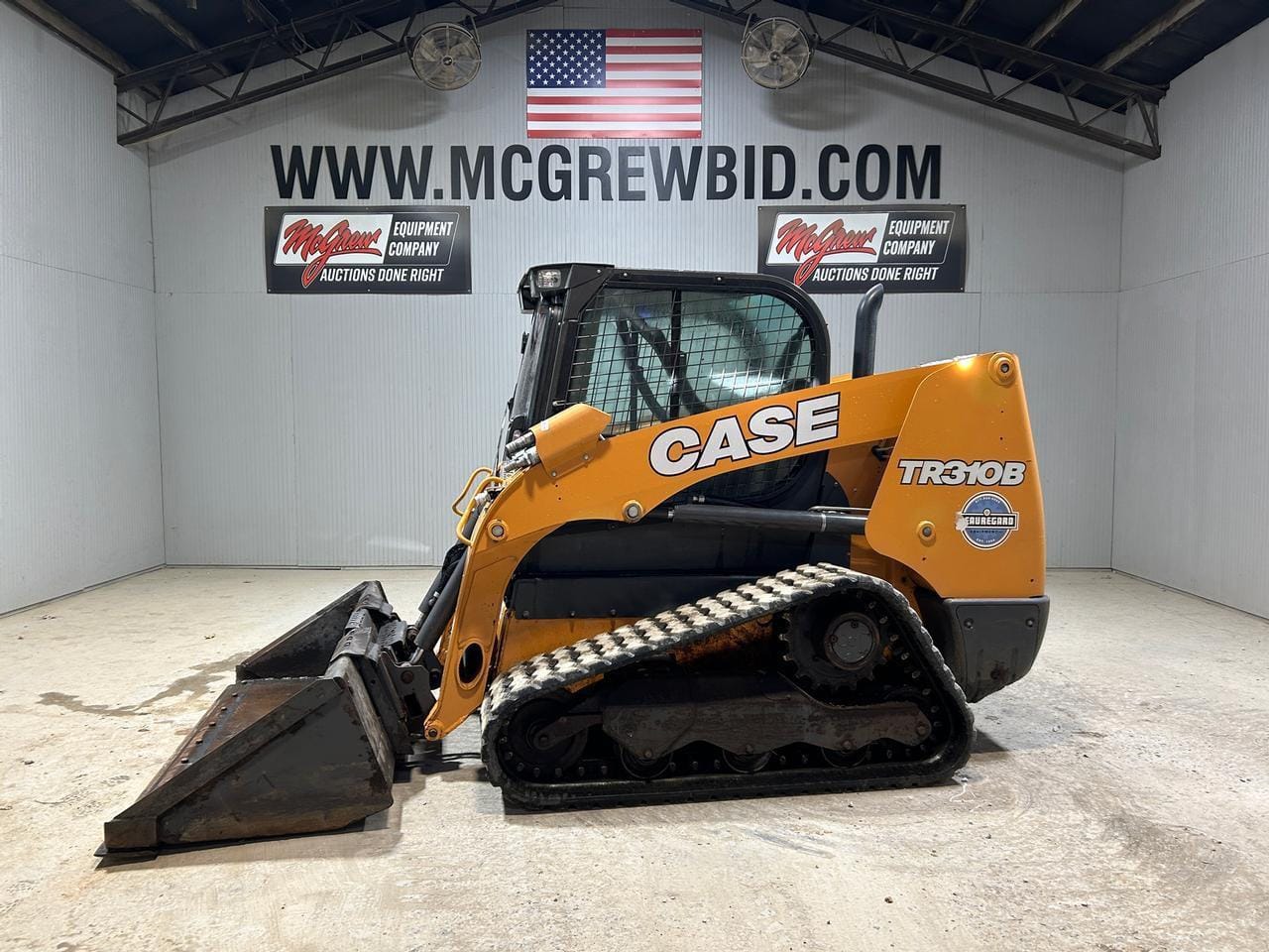 2021 Case TR310B Equipment Image0