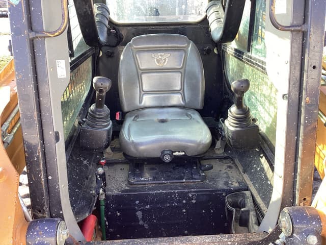 Image of Case TR340B equipment image 1