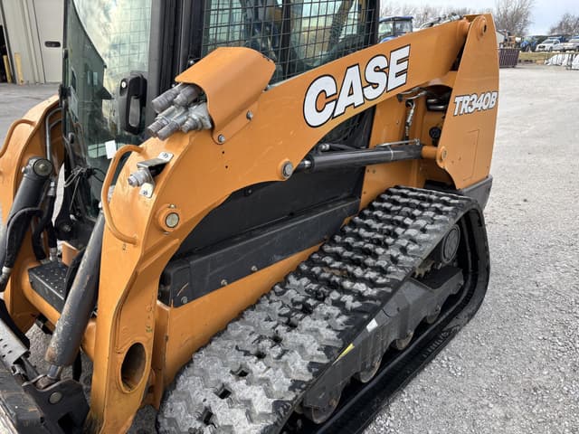 Image of Case TR340B equipment image 3