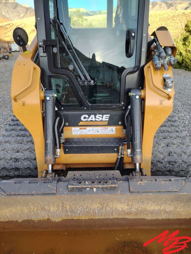 Image of Case TV370B equipment image 4