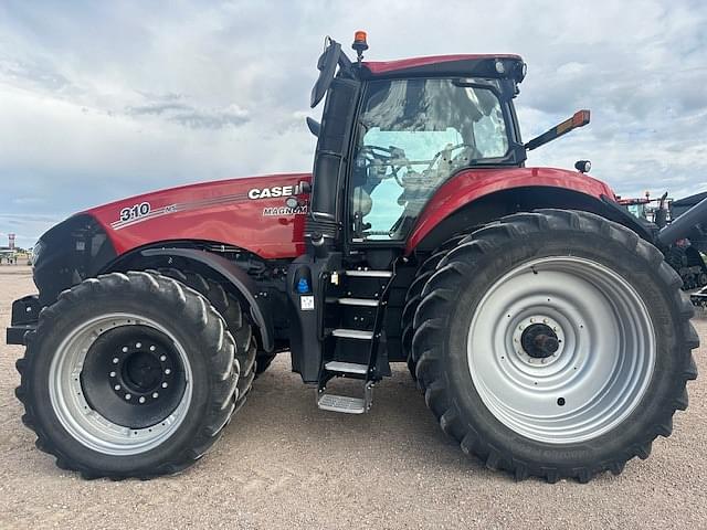 Image of Case IH Magnum 310 equipment image 4