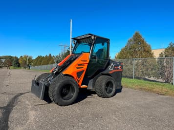 Main image Cast Loader MaxO