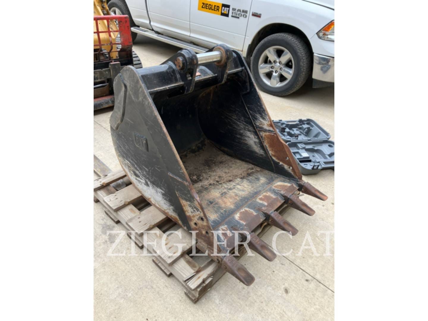 2021 Caterpillar Undetermined Equipment Image0