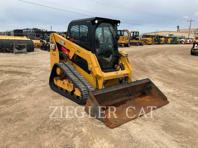 Image of Caterpillar 239D3 equipment image 1