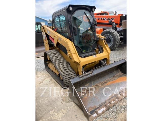 Image of Caterpillar 239D3 equipment image 1