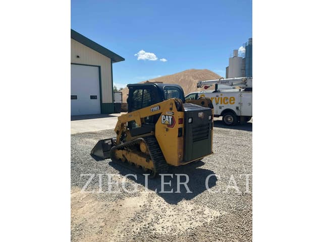 Image of Caterpillar 239D3 equipment image 3