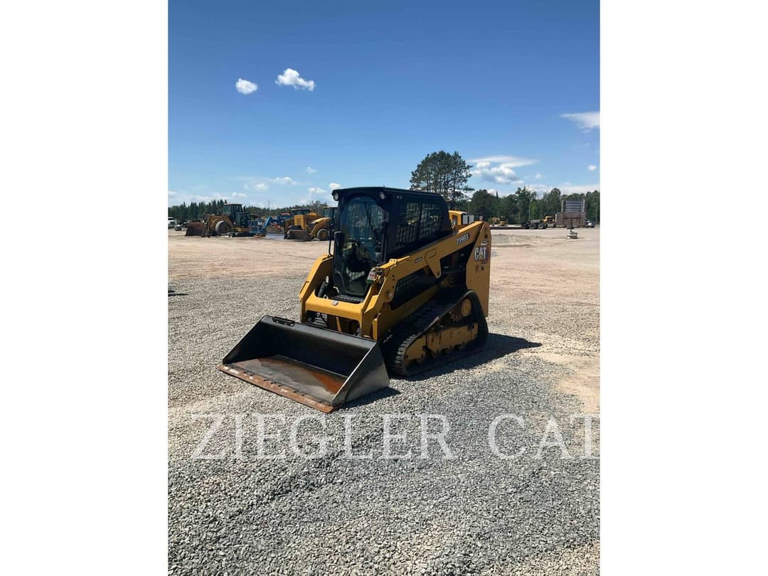 Image of Caterpillar 239D3 Primary image
